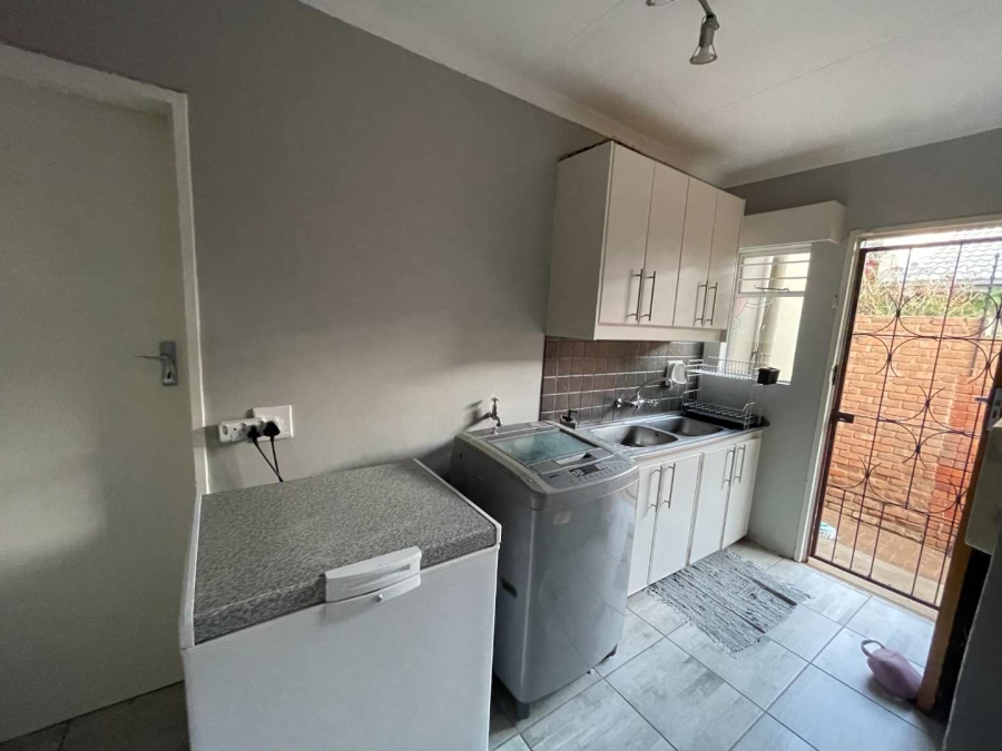 4 Bedroom Property for Sale in Heuwelsig Free State